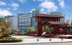 右江民族医学院校园风光